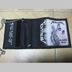 Metallica, hrubá, pevná, textilná peňaženka s retiazkou a karabínkou